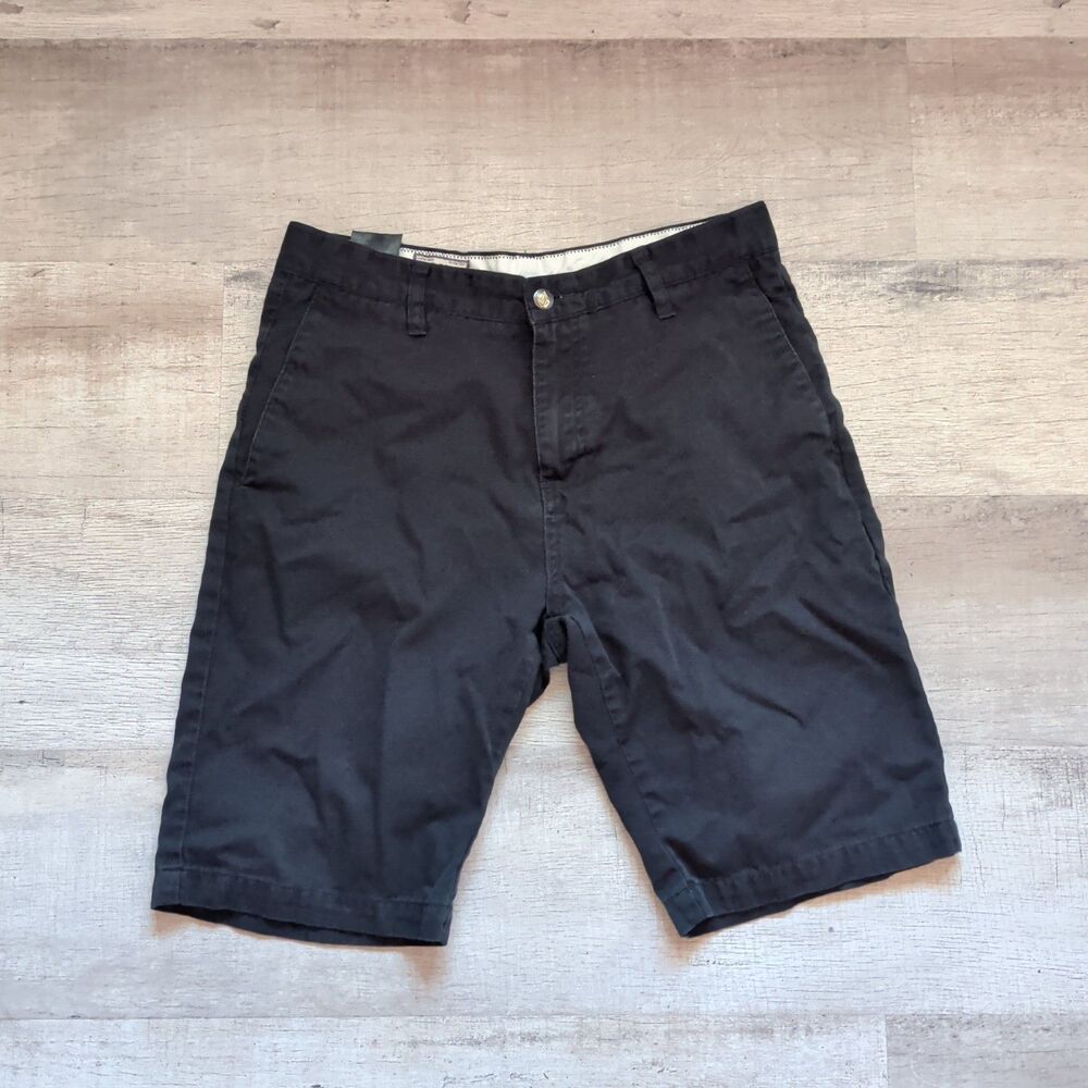 Volcom Men's Black Chino Shorts Skater Casual Skateboarding Shorts Size 30EUC!